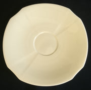 UNTERTASSE - Porzellan, Moderne Gastronomische Gewölbte Relief Form Motiv Dekor